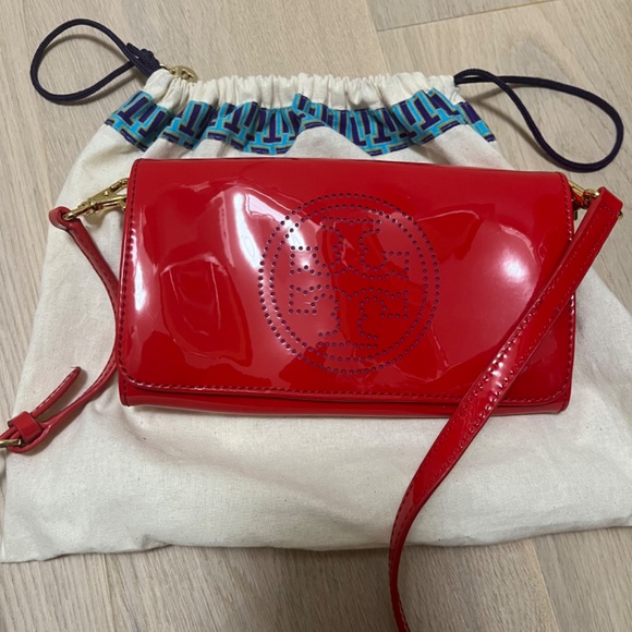 Tory Burch clutch - Picture 2 of 3